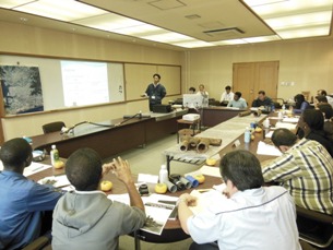 局会議室 広報研修 局会議室 広報研修