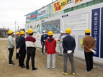 下水道シールド工事見学会の様子1