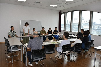 写真(会議の様子)