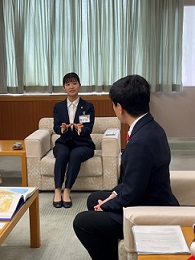 市長表敬時の写真