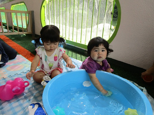 もも組水遊び1