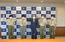 受章報告のようす 受賞報告のようす