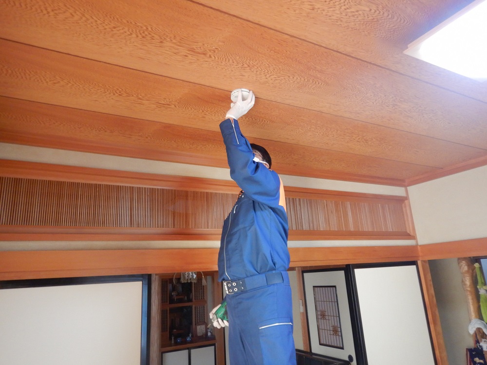 住宅用火災警報器取り付け写真2